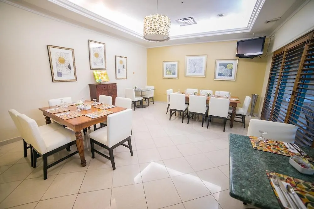 Courtleigh Hotel & Suites Kingston
