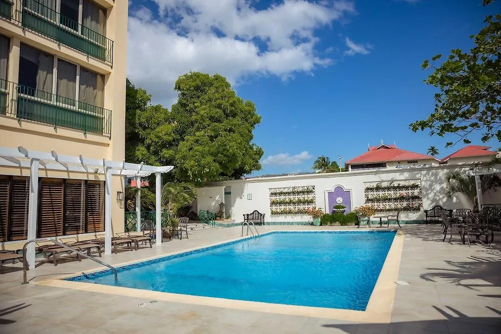 Courtleigh Hotel & Suites Kingston