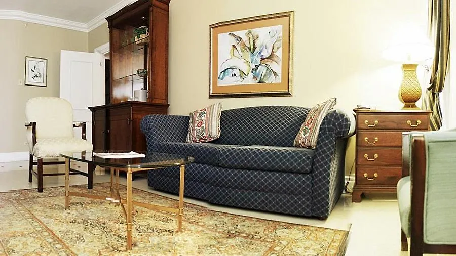Courtleigh Hotel & Suites Kingston