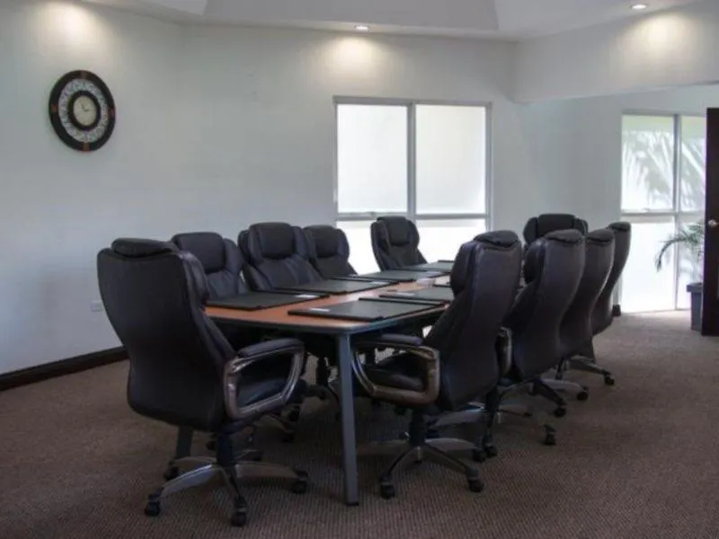 Courtleigh Hotel & Suites Kingston